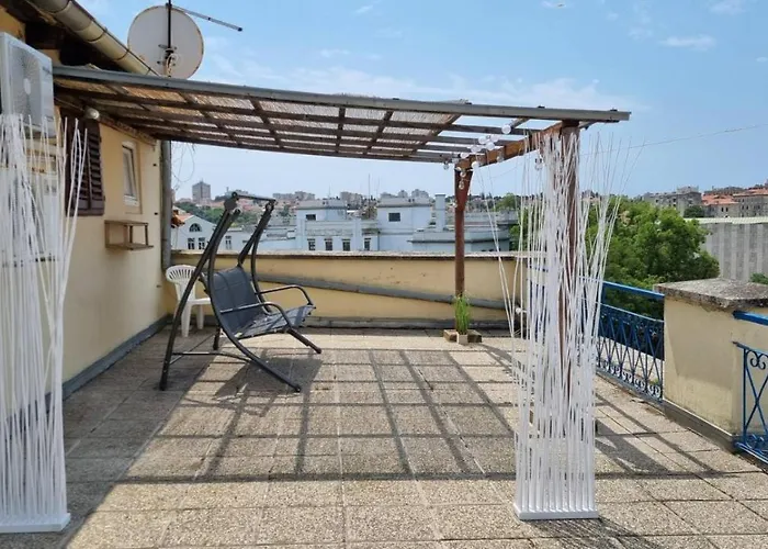 Panorama *